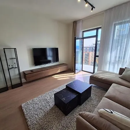 Crown - Bw Sole * ベオグラード